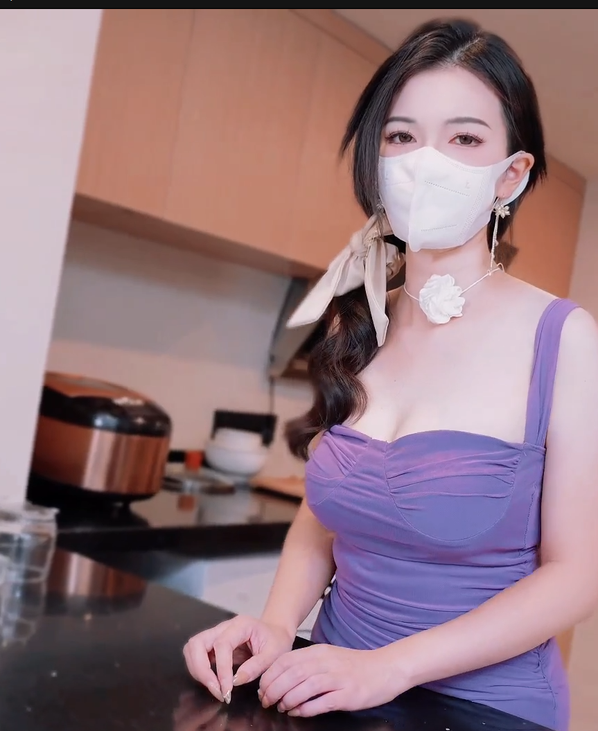 极品御姐-狐不妖-新  美艳小后妈继子爱足交（1V,694M）