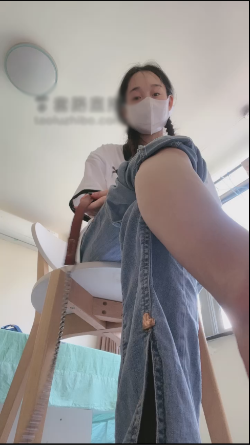 套路直播子衿大大-棉袜拖鞋牛仔裤剧情【1V】【540MB百度云】