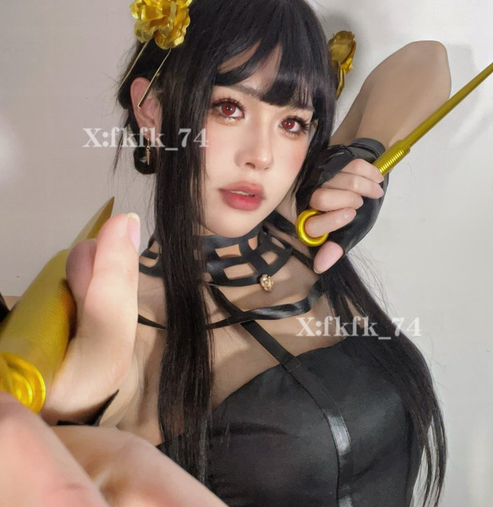 另类-推特极品cos ts 牛牛公主-各种啪啪视图（475P,15V,3.5G）