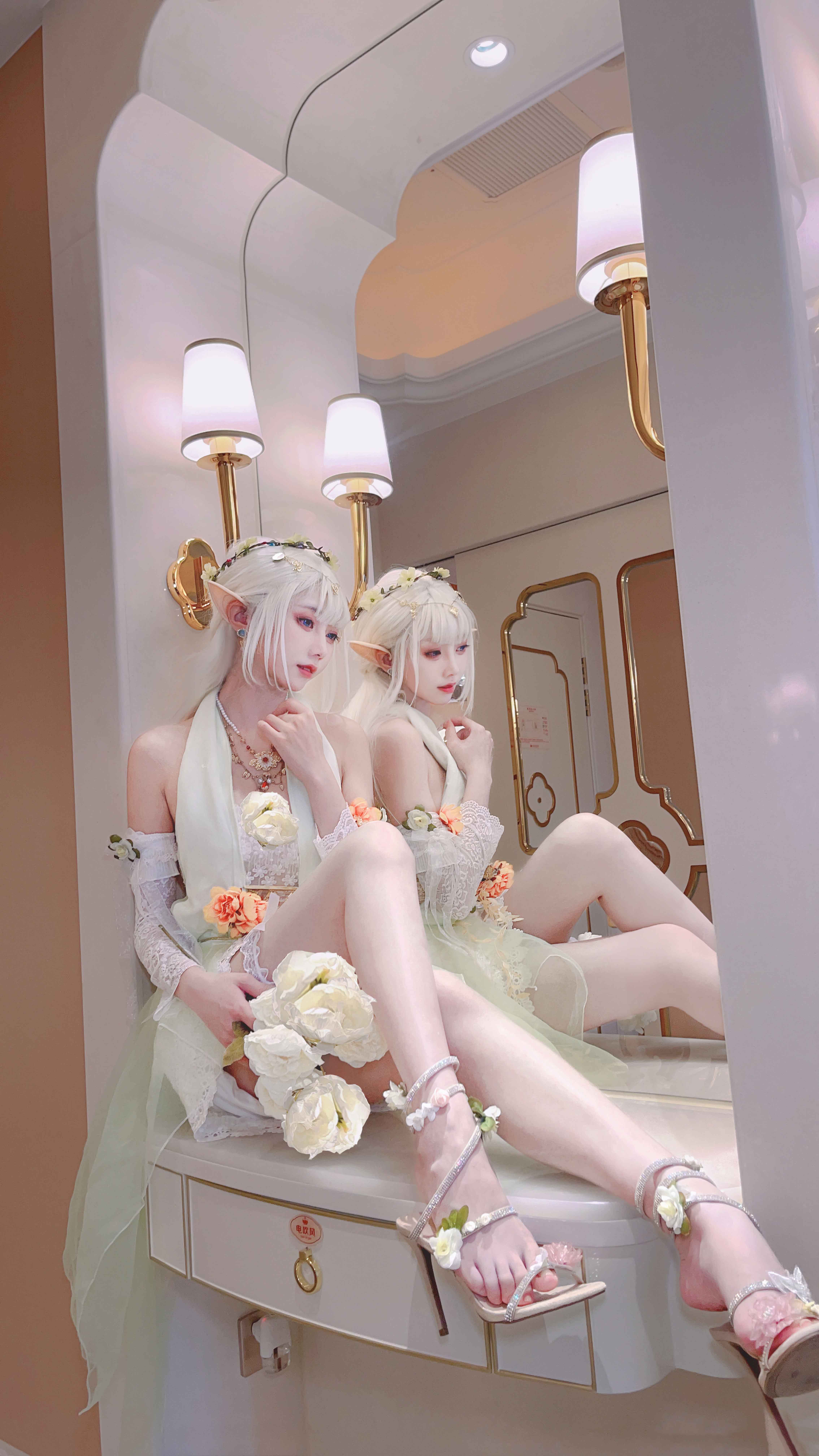 【新】走路摇zly-nikke胜利女神 毒蛇+草神殷紫萍【18P】【200MB百度云】
