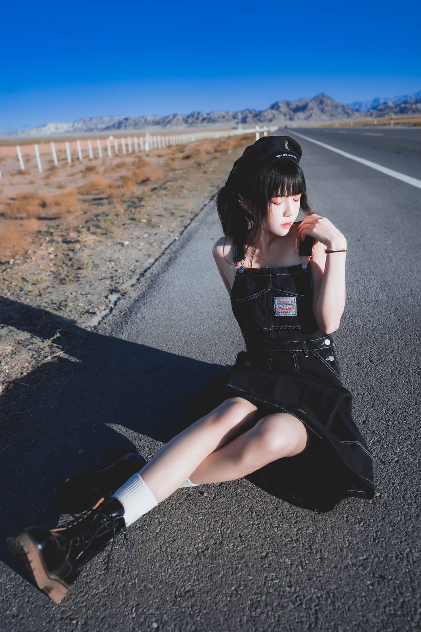 桜桃喵 - 路遥遥 [20P]417M百度盘
