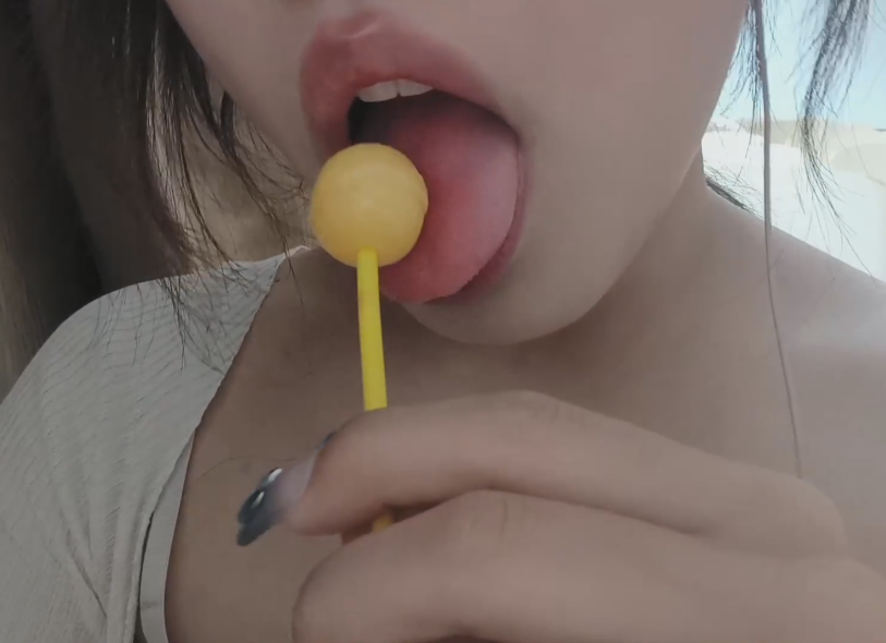 ASMR 白喵    棒棒糖舔舐舔屏 1V395M百度盘