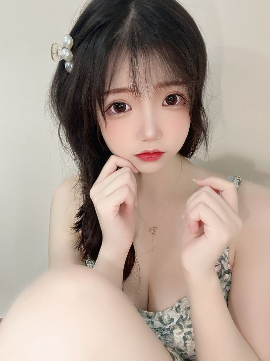 雪晴Astra -上半年日常合集 [179P2V-470M]百度盘