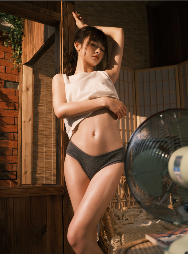 0001#河豚抚子 - 抹油 [19P-86M] ，超清晰度