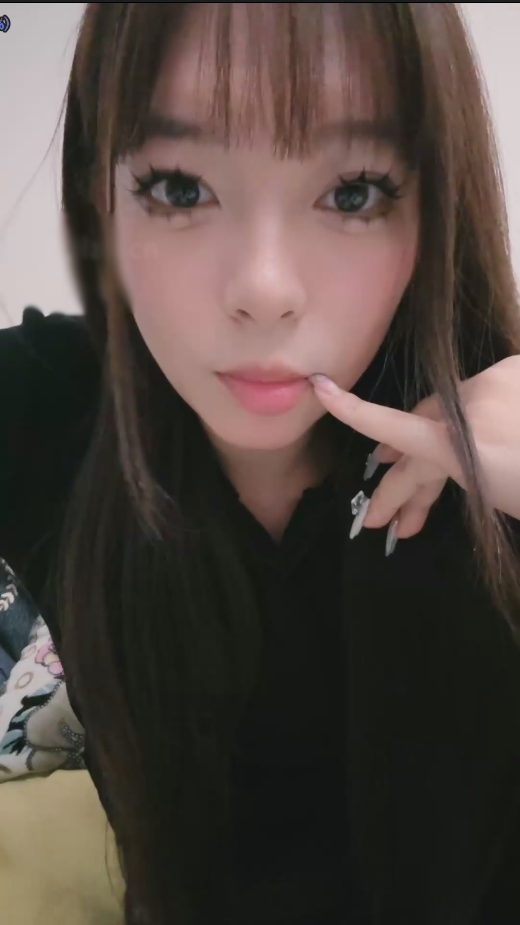 套路直播镜镜香-滚进来红绿灯【1V】【994MB百度云】