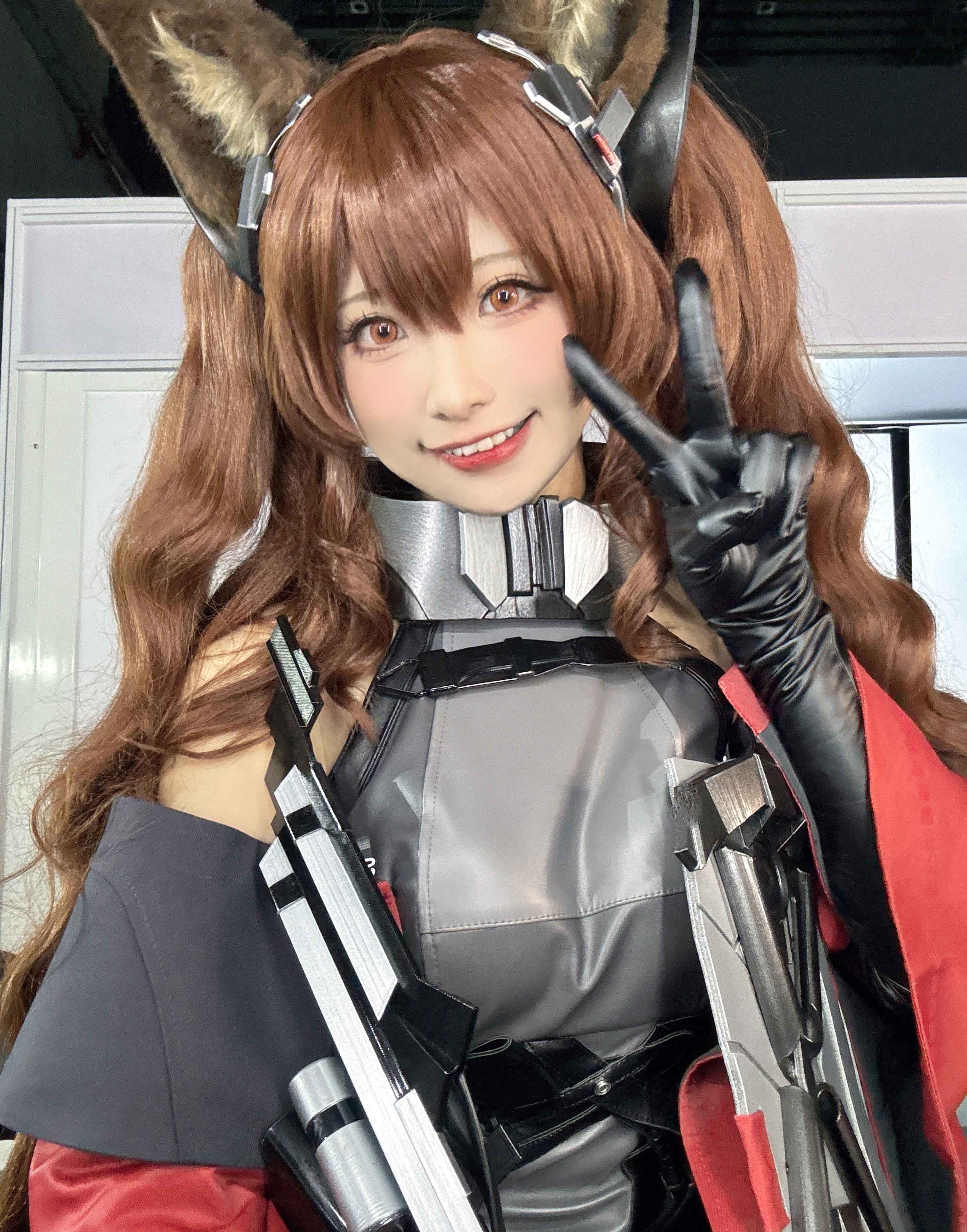 【新】贤儿sherry - 明日方舟 安洁莉娜 [21P][148MB百度云]
