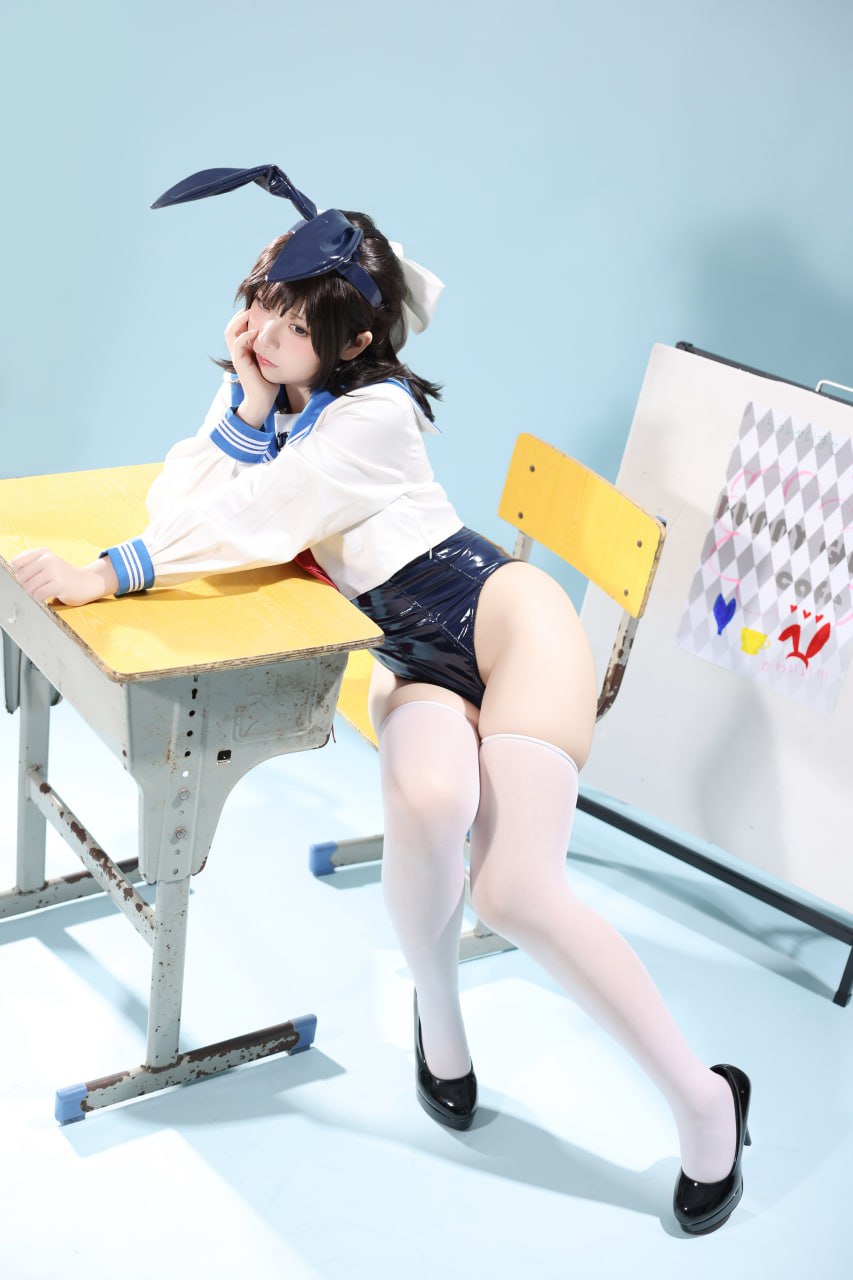 【新】G44不会受伤 - 水手服兔女郎咖啡厅 27P198M百度盘