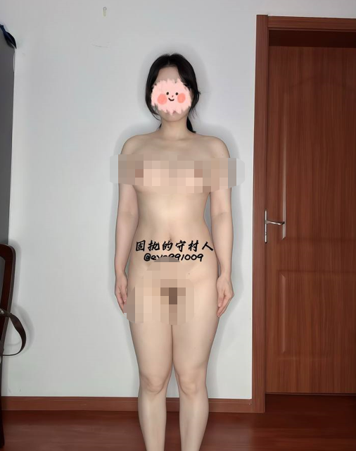 推特极骚 固执的守村人_eva 12月福利裸舞 情景骚话爆菊啪啪