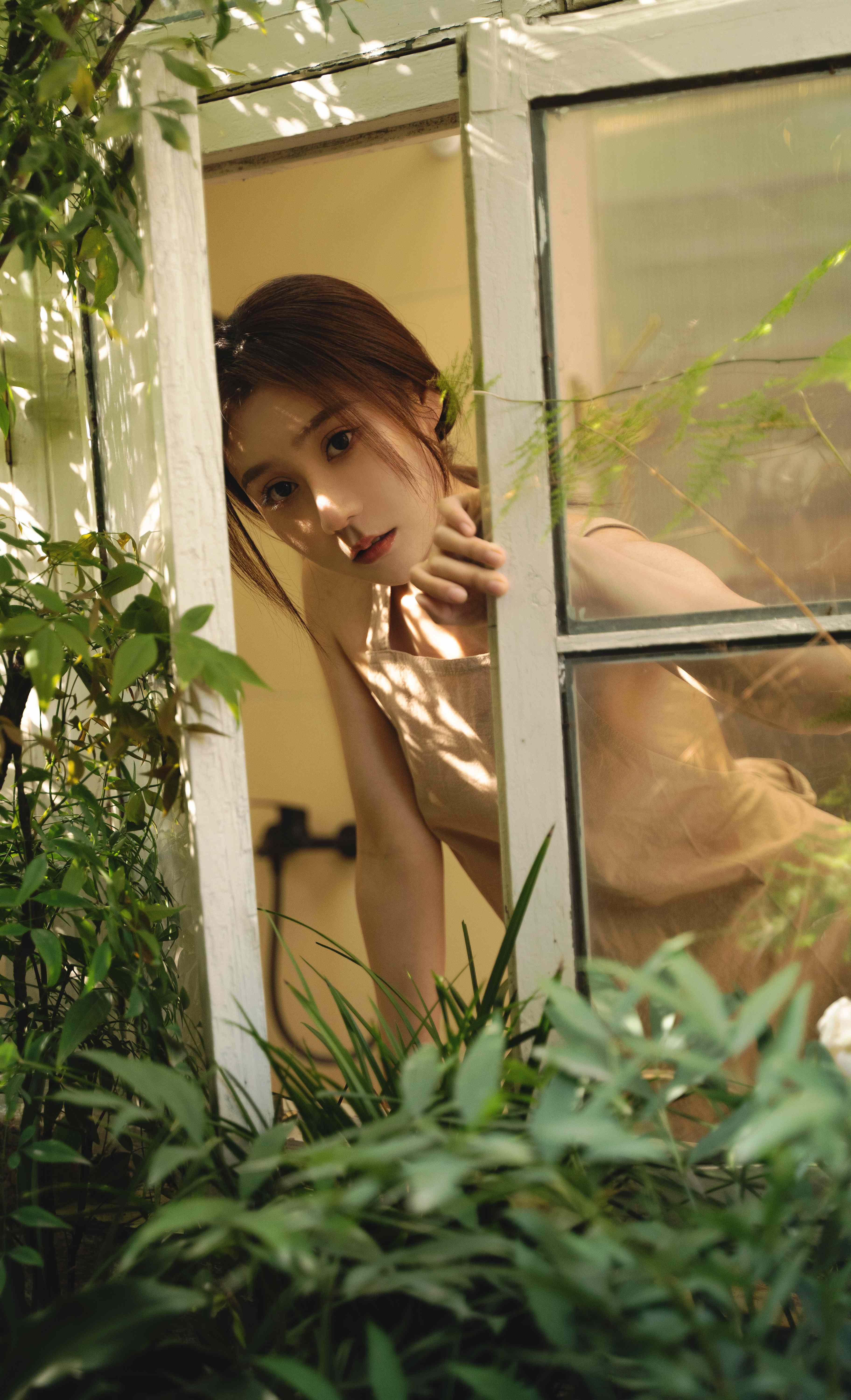 0025【有鹿】#夕颜 - 花园围裙 [80P-573MB]