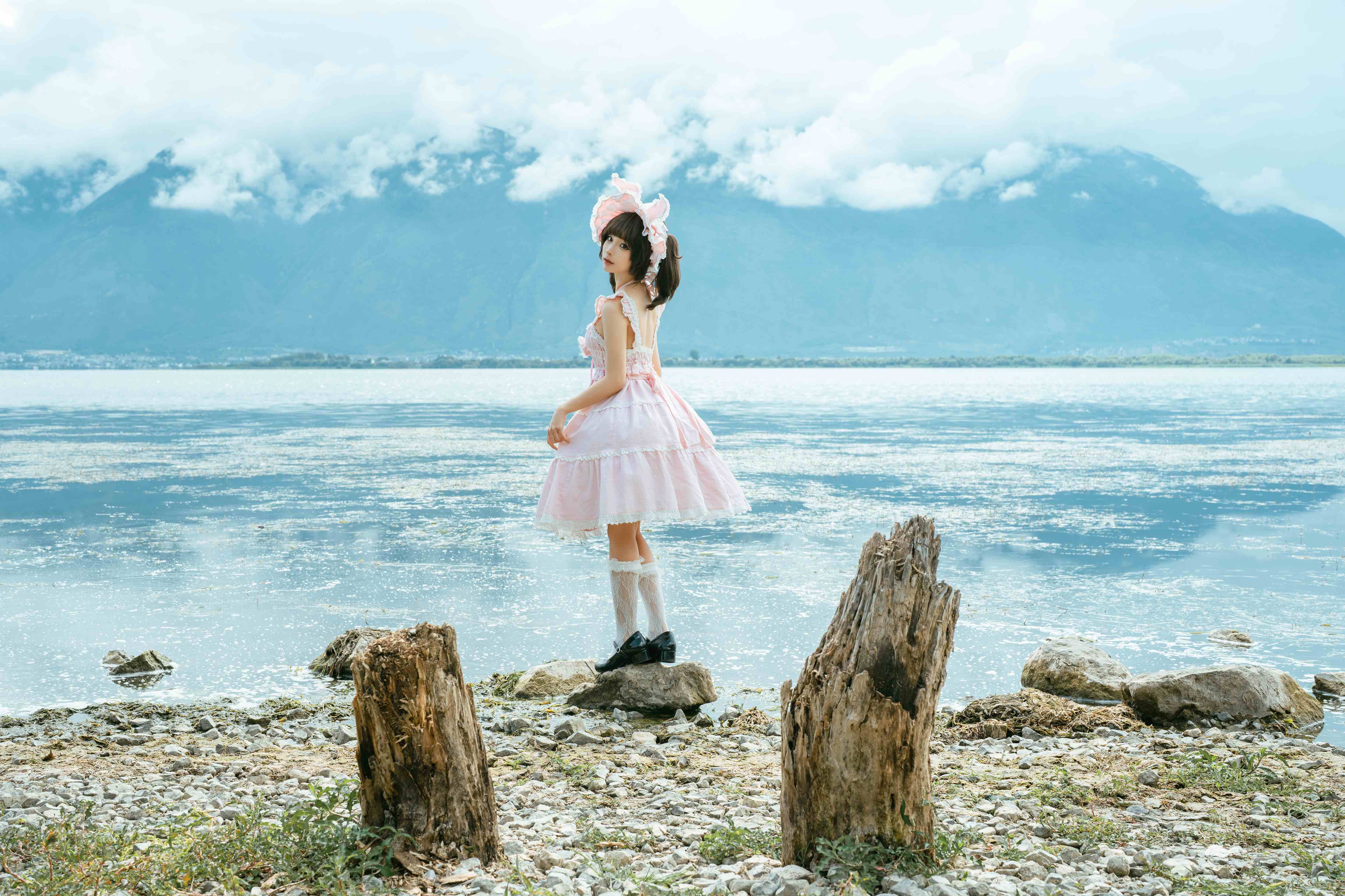 0012#蠢沫沫 - 湖边的少女 [11P-56.98MB]