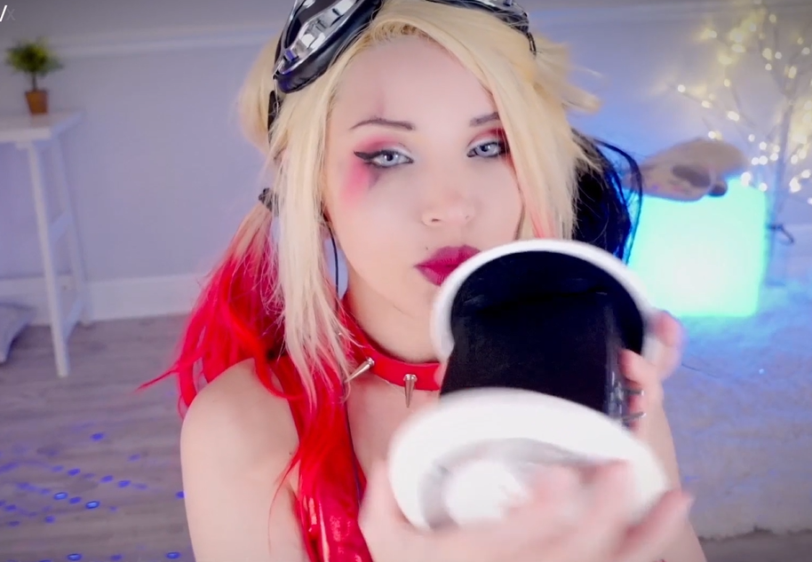 cherrycrush ASMR 红色情趣臀部粘液舔耳 2024年10月5  【1V844M】