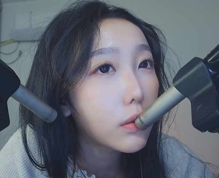 酥酥学姐 弹舌 1V156M百度盘