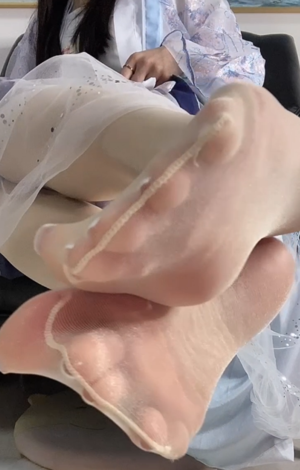足控-易直播 软软-微信骚足福利 新（4V,2.82G）