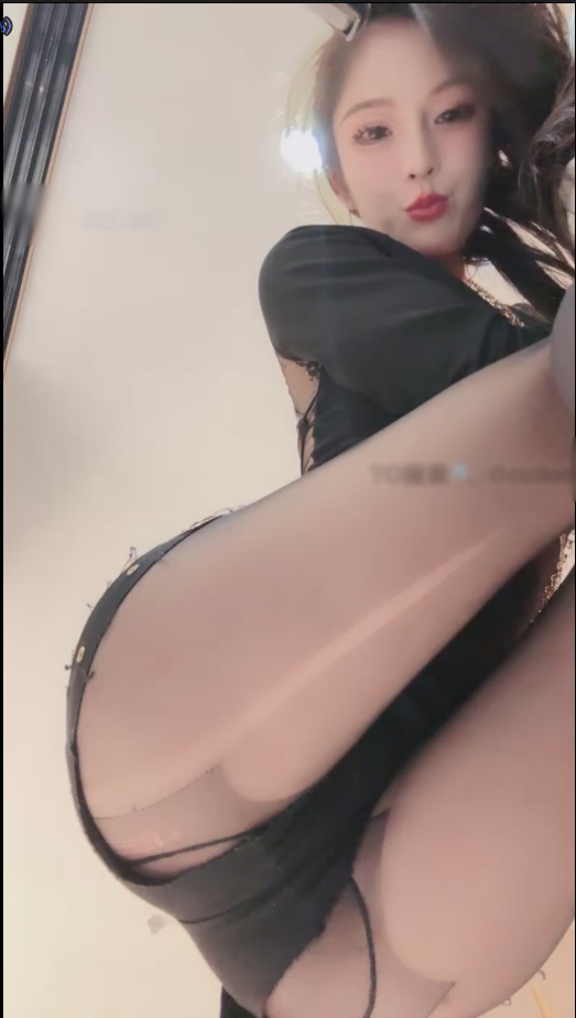 套路直播一诺大小姐-后妈玩自己的继子【1V】【816MB百度云】