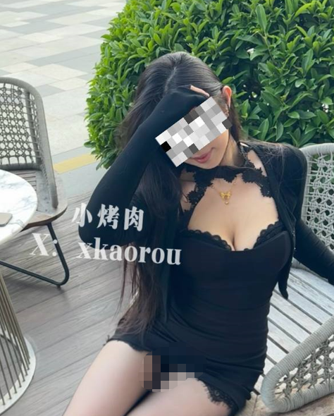 推特淫妻母狗小烤肉与烤肉爸爸@kaoroubaba口交吞精3P福利合集