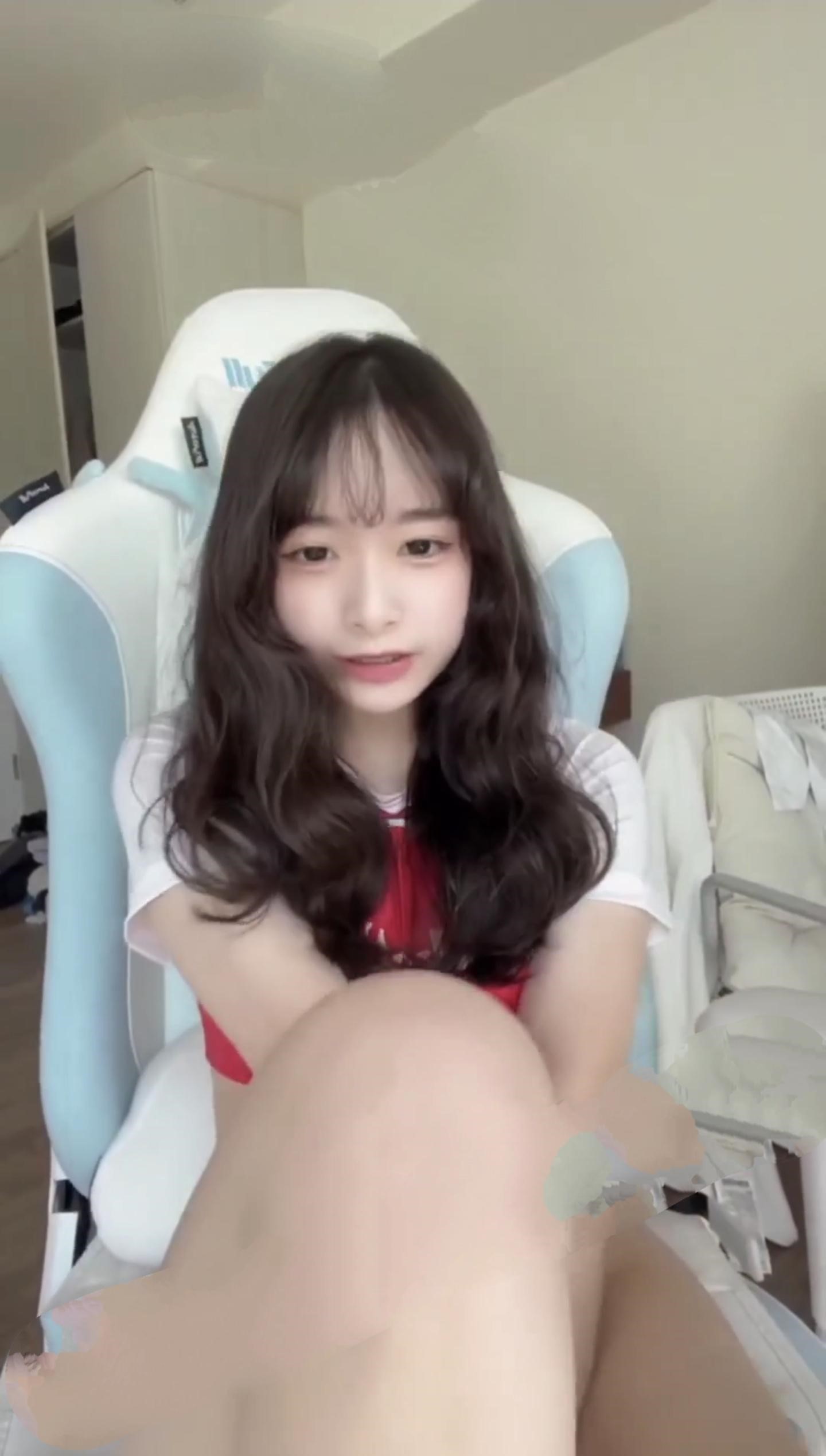 妮娜 142萝莉甜妹【1v 3.31g】