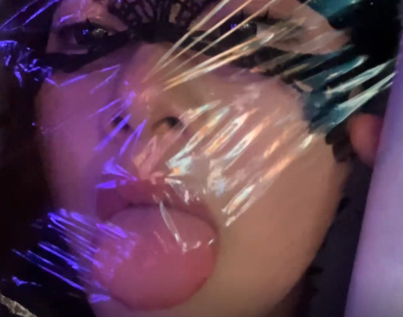 Bob1啵啵_蕾丝眼罩_舔保鲜膜➕口水 1V145M百度盘