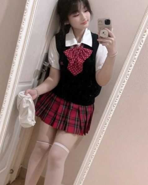 【黑猫的私奴】各种调教性感女老师、反差大学生