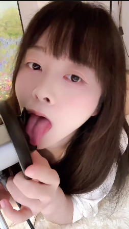 NO.910 缇雅99 舌头怎么可以这样 1V