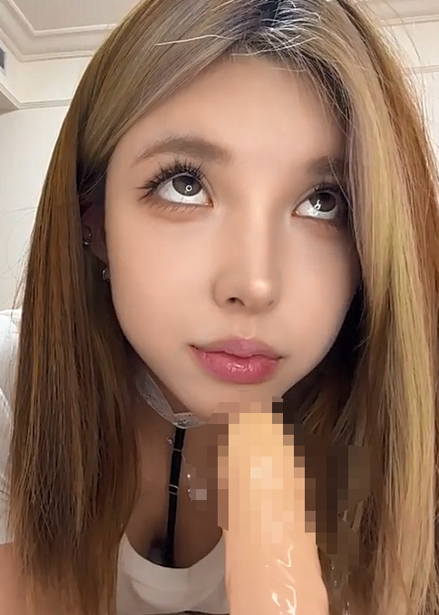 抖音反差网红福利姬美女 蒜宝 高价定制1v1裸聊自慰视频福利合集
