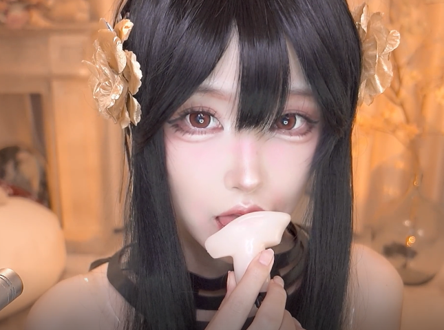 二呆啾 吃耳朵  1V569M百度盘
