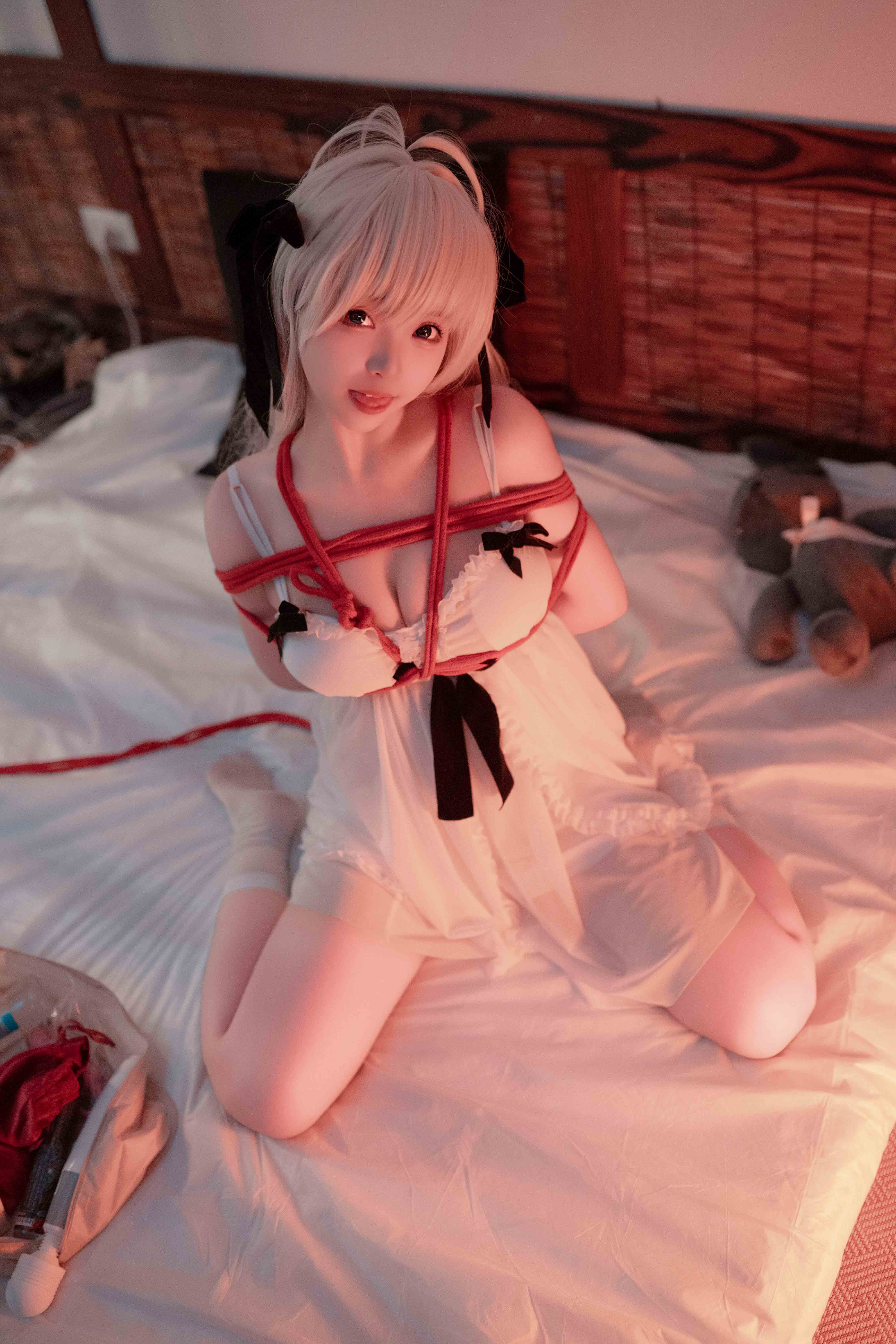 【新】Bangni邦尼 –  穹妹【77P+6V】【1.29G百度云】
