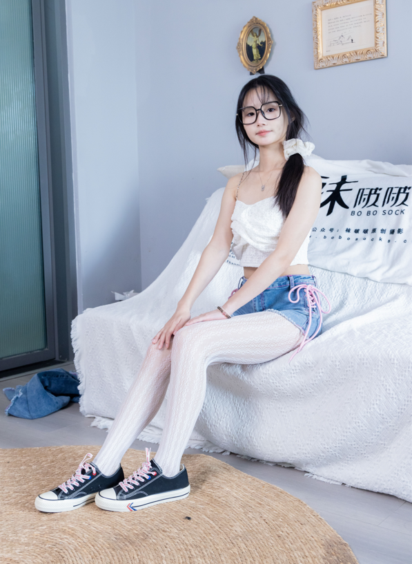袜啵啵 - 甜甜圈 - 白色蕾丝袜、裤里丝 【140P1V1.55G】