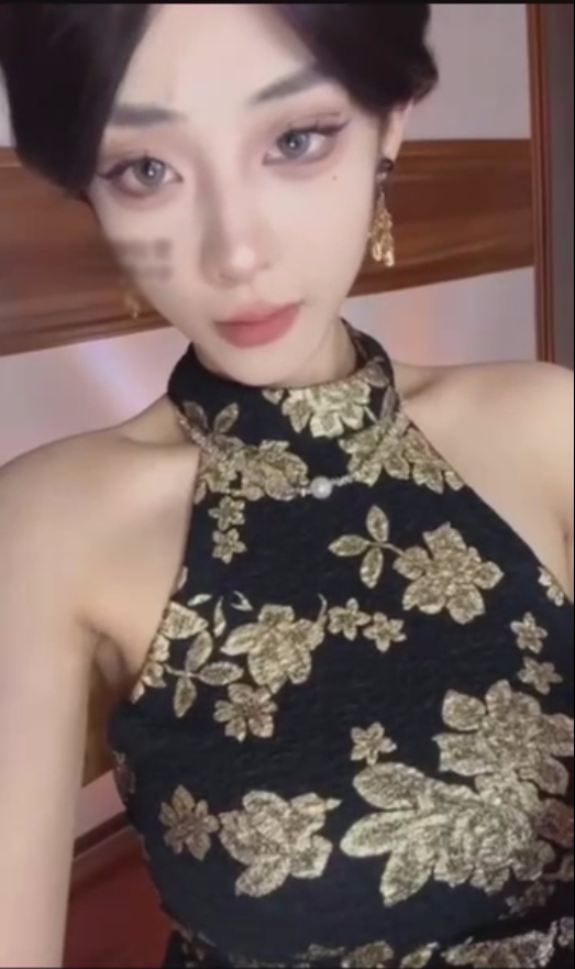 玩物直播不知名美女-新年第一盯寸到死【1V】【388MB百度云】