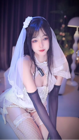 NO.963 余多多  白丝婚纱搓耳哄睡 1V
