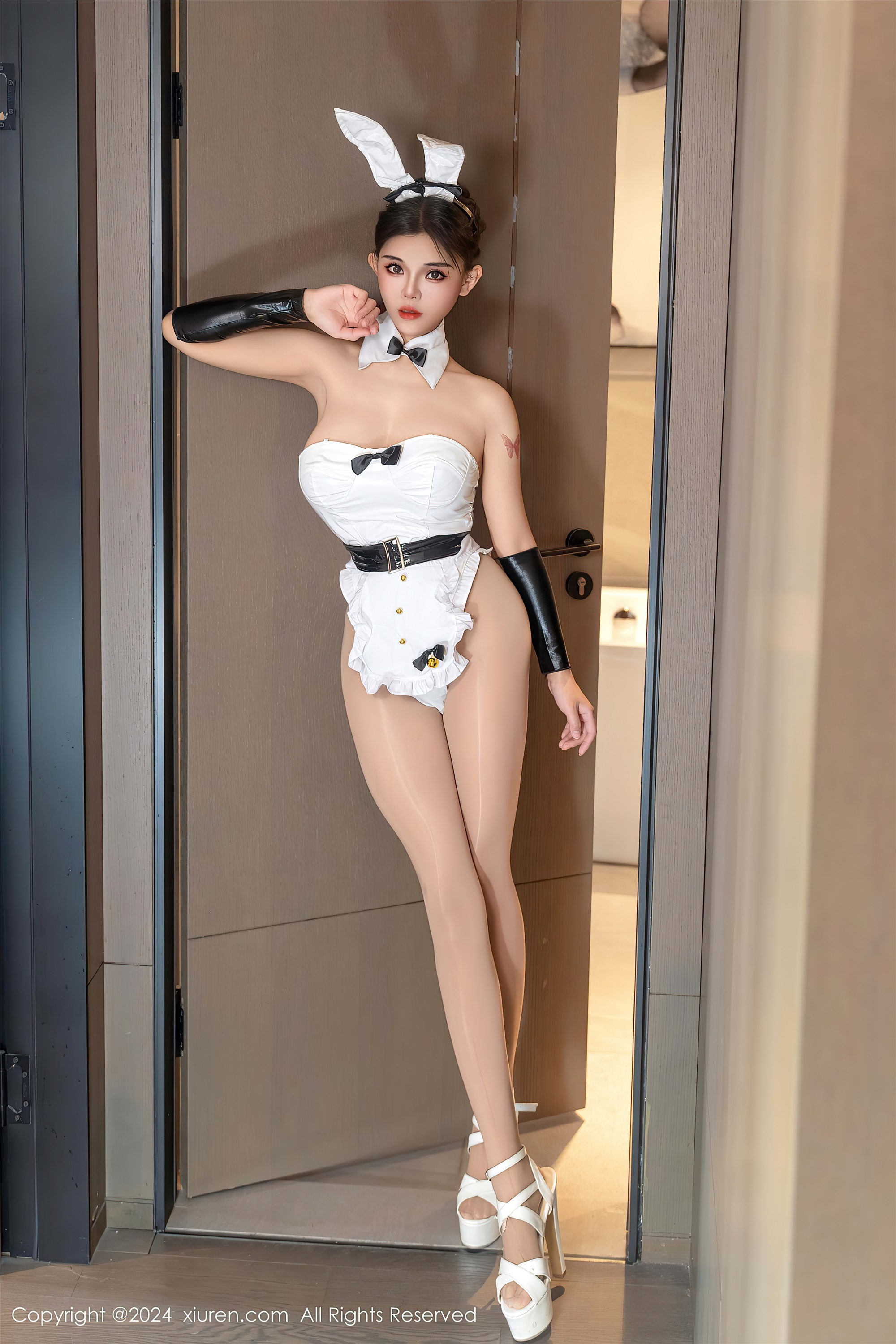 Xiuren秀人网 2024.11.13 NO.9437 小童颜 114P72M百度盘