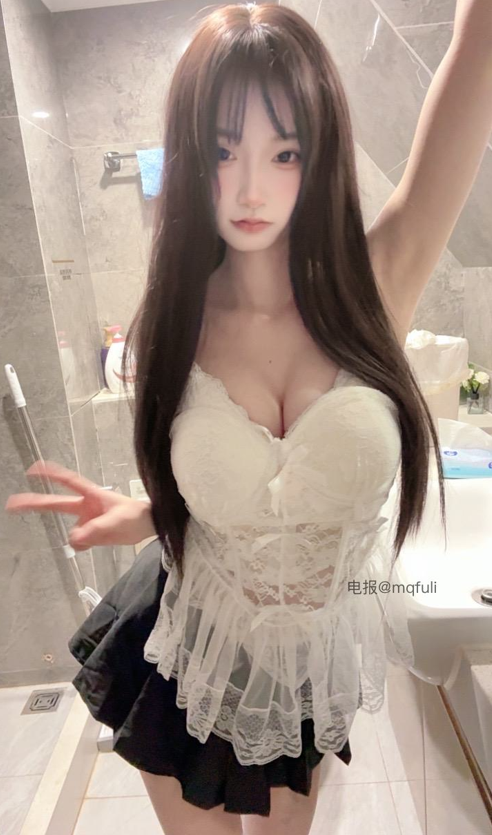 香屁酱 微密圈 最新两期 【51P1V20M】