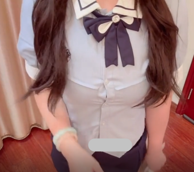 清清睡不醒 被老师撕坏的丝袜 1V166M百度盘