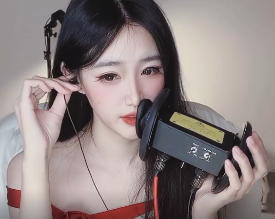 啵啵梨 天鹅弹舌 1V195M百度盘