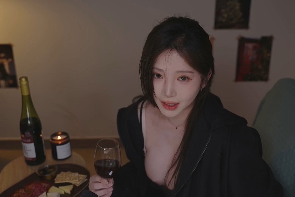 Yoonying 24年12月无水印合集 【5V3.29G】