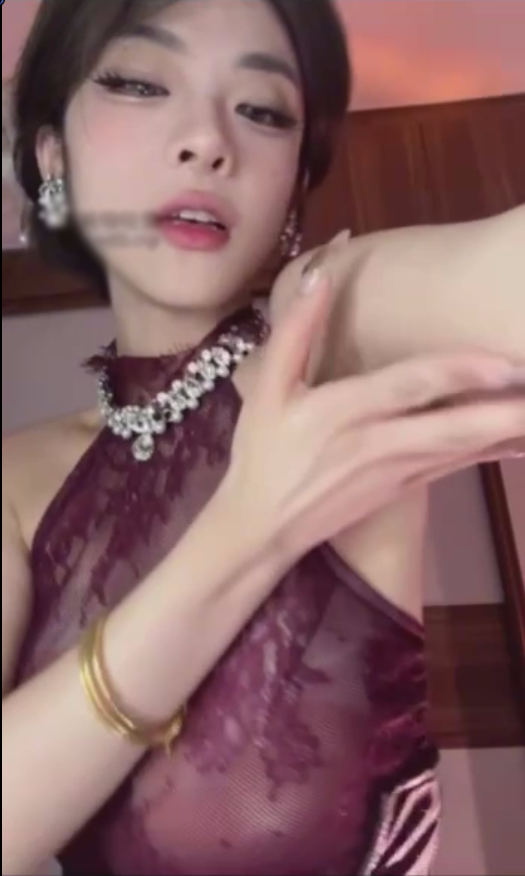 玩物直播不知名美女-腋下口水腋控福音【1V】【511MB百度云】