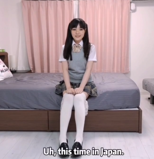 兔子先生-高颜值白虎少女Una（1V,816M）