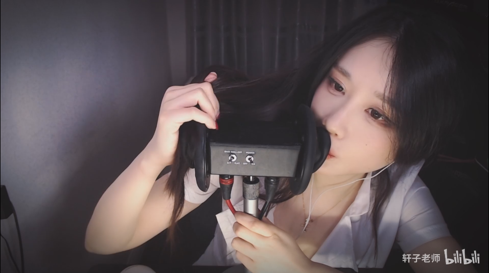 【新】轩子巨2兔-B站会员小护士甜儿【1V】【229MB百度云】