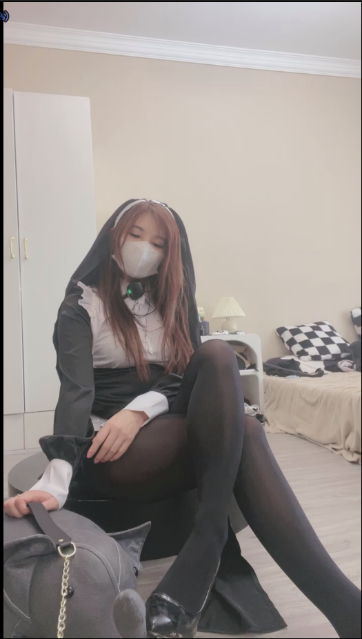 套路直播悠悠大魔王-修女灯榨干进来忏悔废物【1V】【379MB百度云】