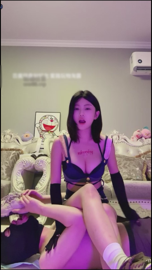 玩物直播南京小小-20250215绝品老婆榨精【1V】【836MB百度云】
