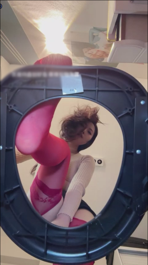 玩物直播娩娩婏婏-20250214香水马桶视角羞辱【1V】【451MB百度云】