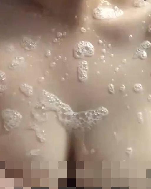 福利姬眼镜妹微胖小萝莉反差眼镜妹巨无霸大奶子【8p+14v/230MB】