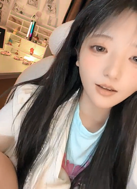 【顶级绿播女神下海 陌七七】最美校花秒杀网红 初恋的感觉
