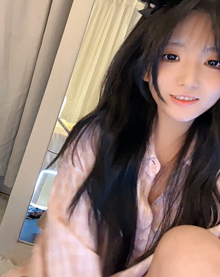 【顶级绿播女神下海 陌七七】最美校花秒杀网红 初恋的感觉