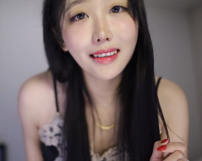 酥酥学姐_凶巴巴的老婆Ⅱ对小狗的惩罚 1V332M百度盘