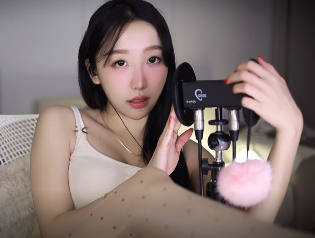 酥酥学姐 凶巴巴的老婆 怎么聊着聊着开始凶人了 1V537M百度盘