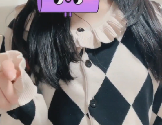 反差嫩妹福利姬 露出奶子 隔着小内内 小鲸鱼调教骚穴！1V238M百度盘