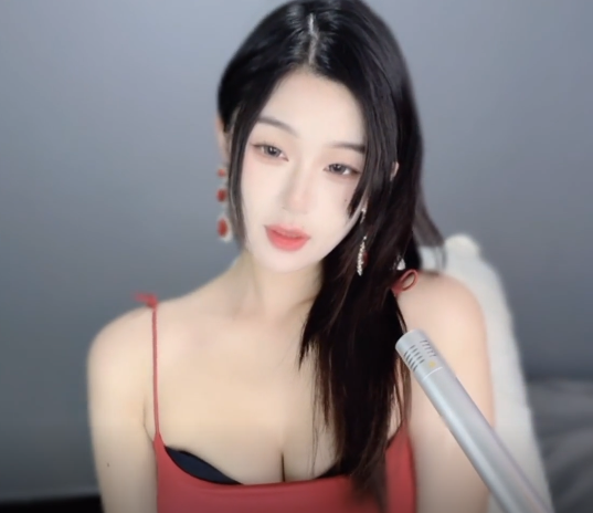 桃子baby_黏糊糊的芦荟胶＋阿颜黑＋表情 1V179M百度盘