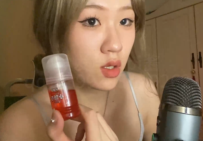 pipi酱-tian滚珠糖 好看 1V148M百度盘