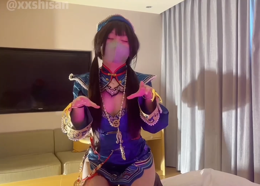 福利姬【星十三】 cos玉玲珑 僵尸娘 后入榨精 【1V1G】