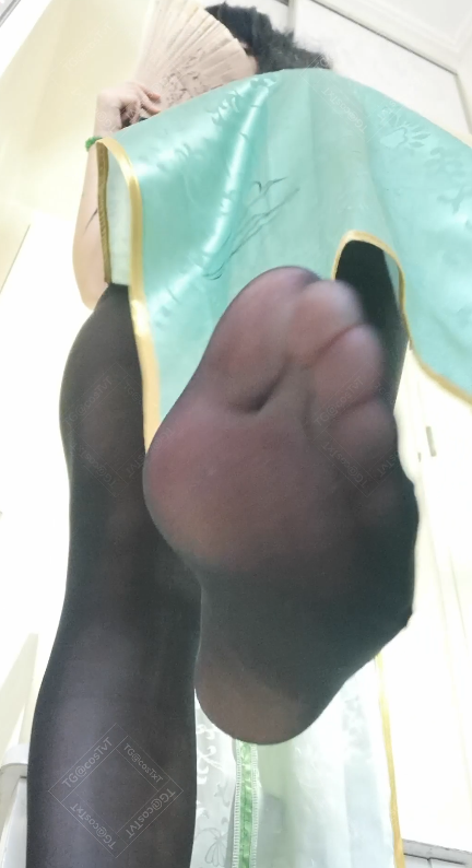 福利姬-沐沐酱-新 孙尚香（34P,3V,816M）